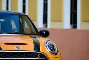 MINI Cooper 5 porte