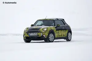 MINI Cooper Cabrio - Foto spia 14-02-2014 - 1