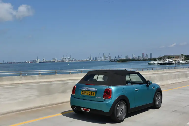 MINI Cooper Cabrio MY 2016 - 102