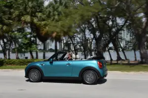 MINI Cooper Cabrio MY 2016 - 113