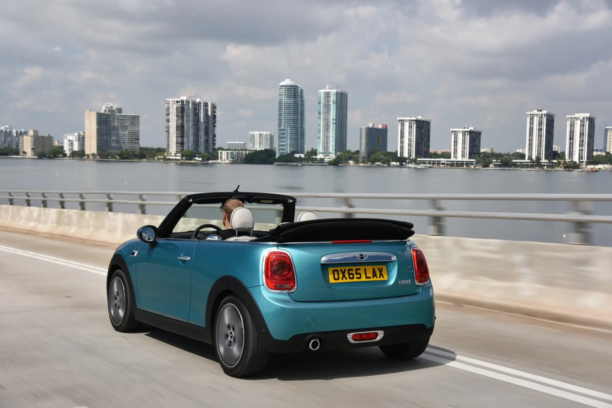 MINI Cooper Cabrio MY 2016 - 122