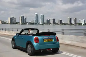 MINI Cooper Cabrio MY 2016 - 123