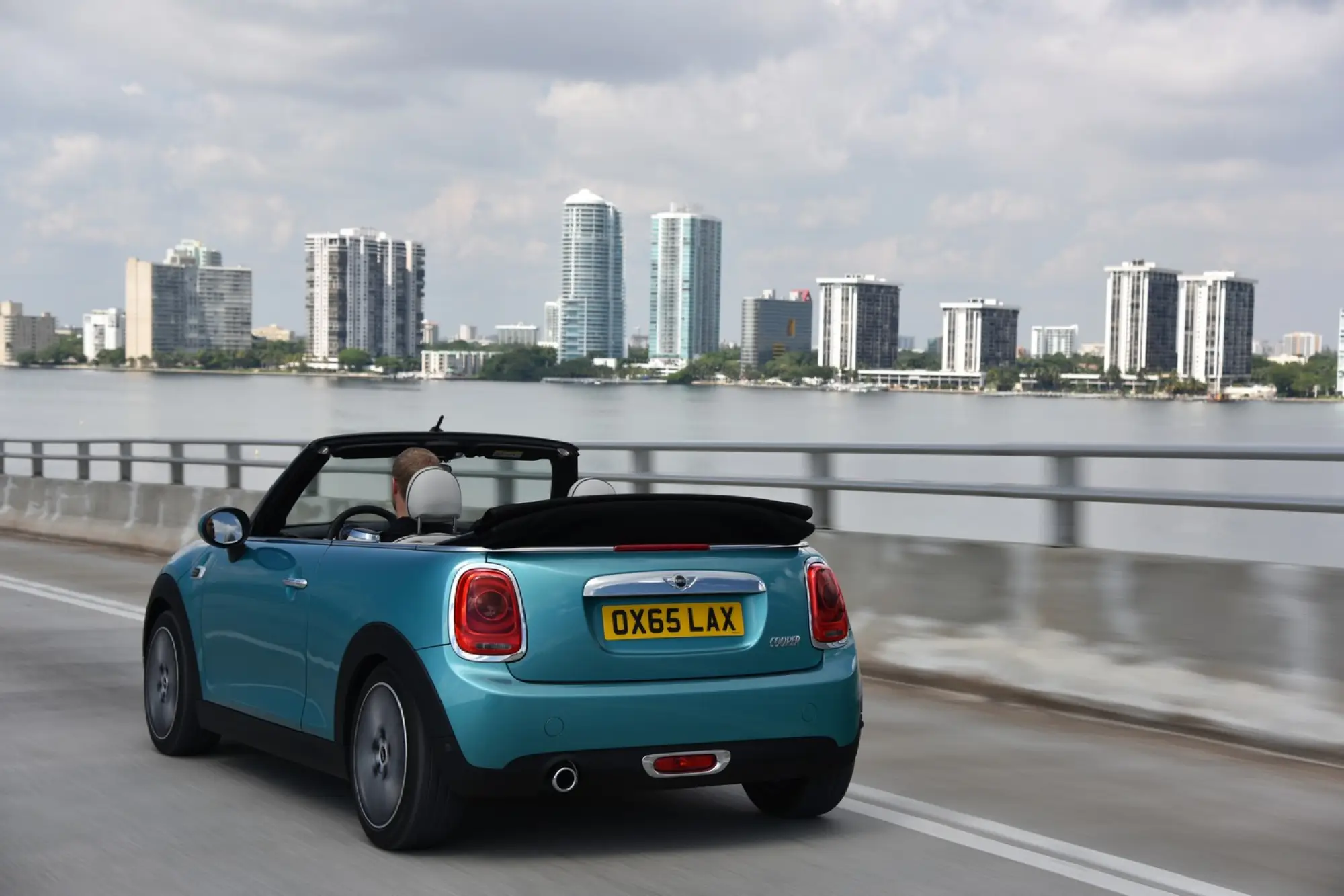 MINI Cooper Cabrio MY 2016 - 124