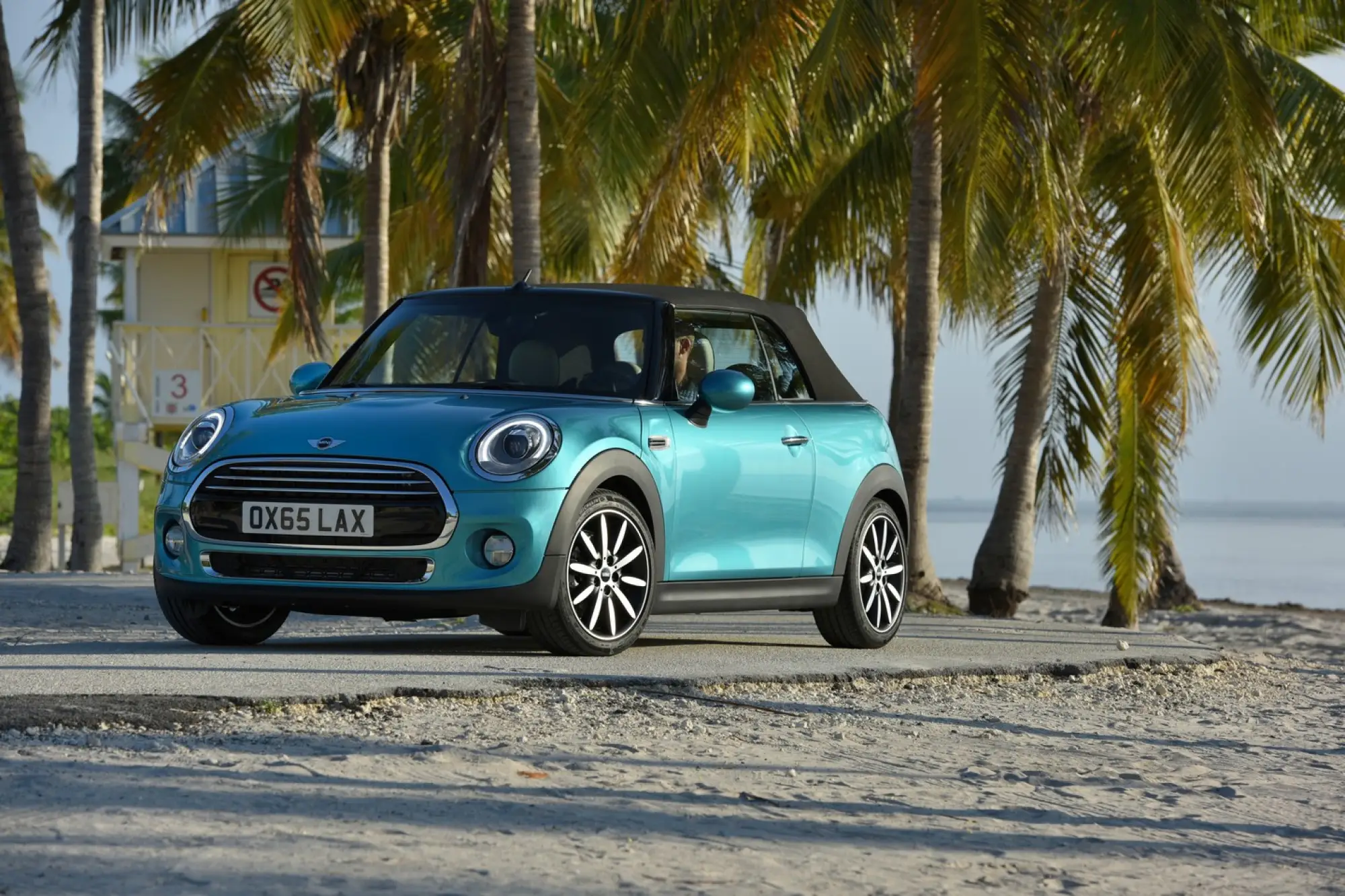 MINI Cooper Cabrio MY 2016 - 133