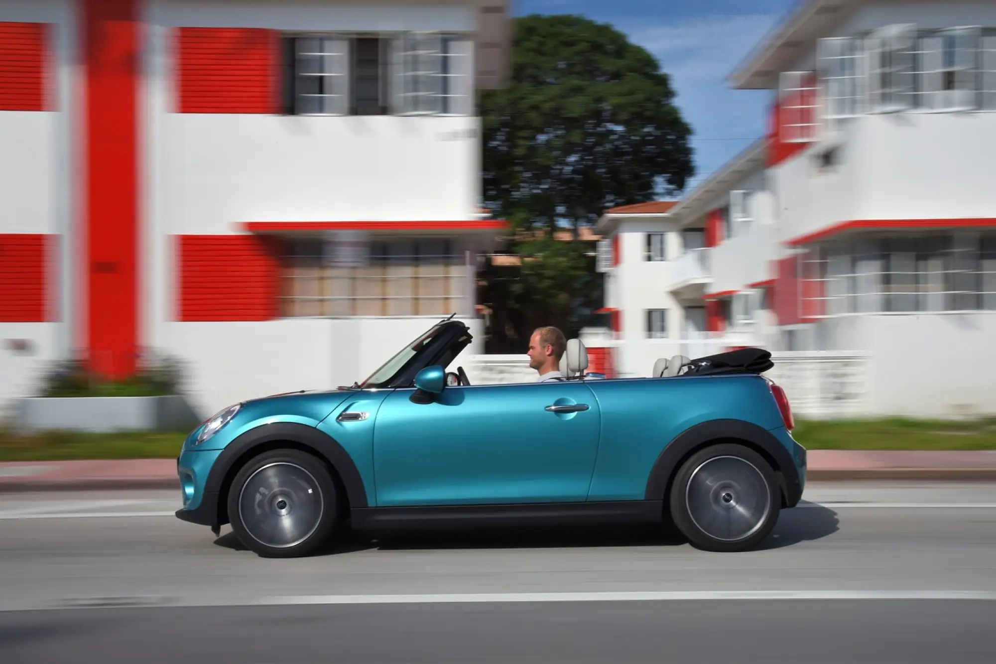 MINI Cooper Cabrio MY 2016 - 49