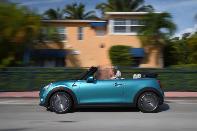 MINI Cooper Cabrio MY 2016 - 50