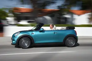 MINI Cooper Cabrio MY 2016 - 54