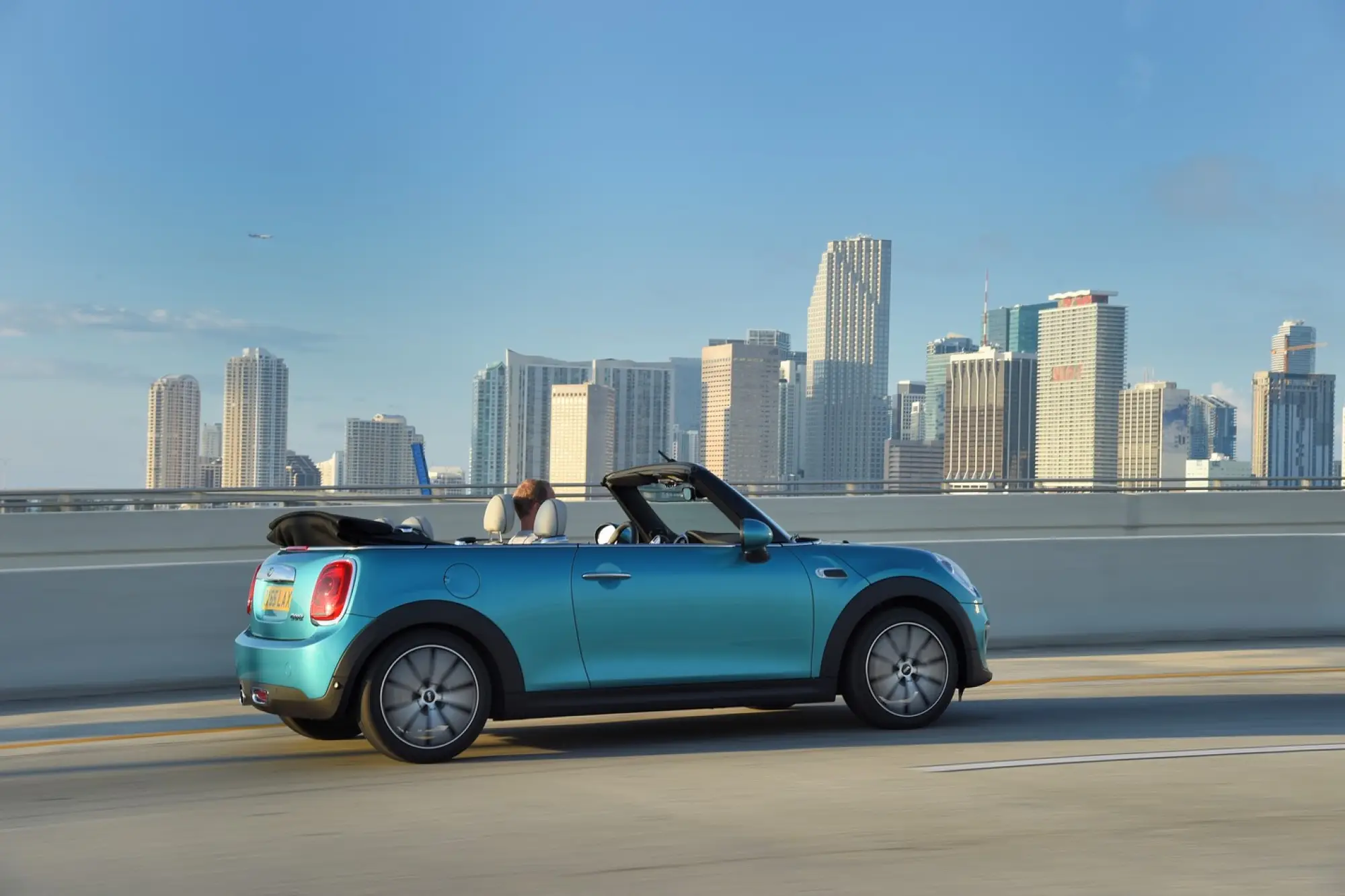 MINI Cooper Cabrio MY 2016 - 57