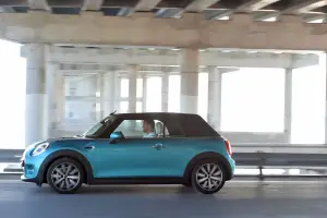 MINI Cooper Cabrio MY 2016 - 73