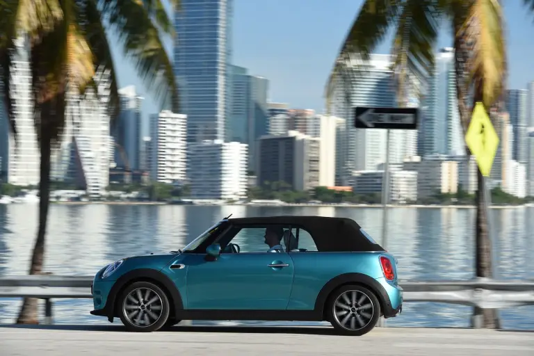 MINI Cooper Cabrio MY 2016 - 74