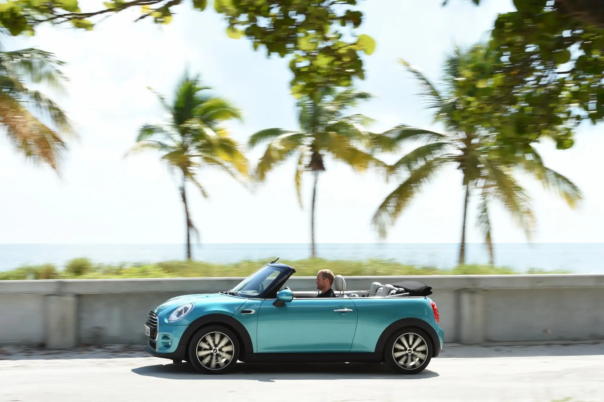 MINI Cooper Cabrio MY 2016 - 83