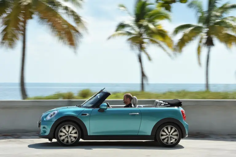 MINI Cooper Cabrio MY 2016 - 86