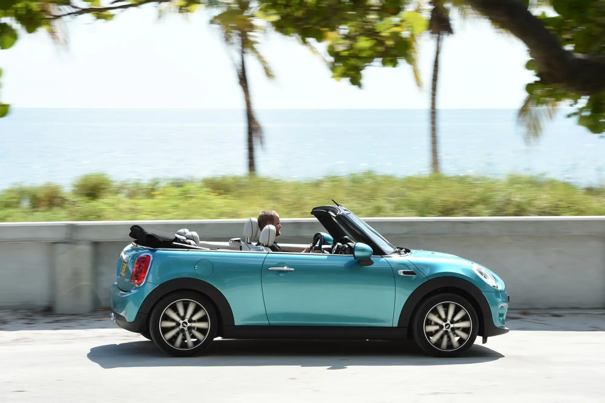 MINI Cooper Cabrio MY 2016 - 88