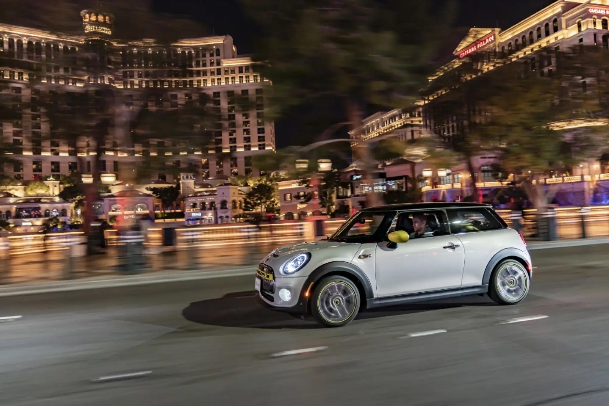 Mini Cooper elettrica - Sulle strade di Las Vegas - 11