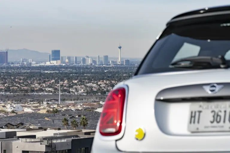 Mini Cooper elettrica - Sulle strade di Las Vegas - 16