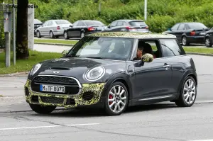 MINI Cooper John Cooper Works 2015 - Foto spia 05-09-2014