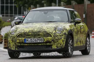 Mini Cooper MY 2014 - Foto spia 28-05-2013 - 1