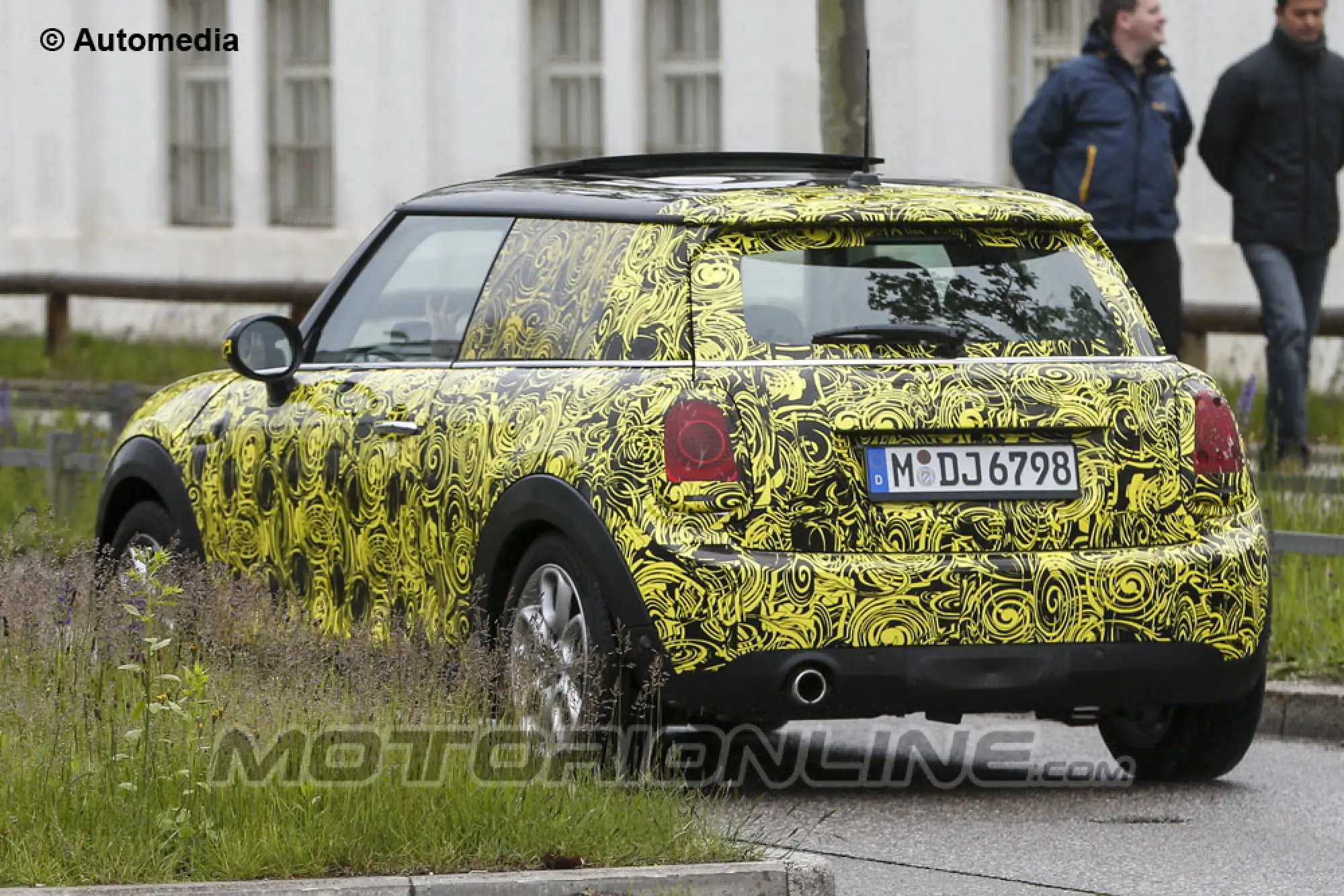 Mini Cooper MY 2014 - Foto spia 28-05-2013 - 5