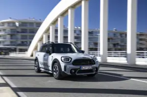 Mini Cooper S Countryman ALL4 Untamed Edition - Foto