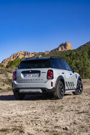 Mini Cooper S Countryman ALL4 Untamed Edition - Foto