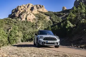 Mini Cooper S Countryman ALL4 Untamed Edition - Foto