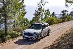 Mini Cooper S Countryman ALL4 Untamed Edition - Foto