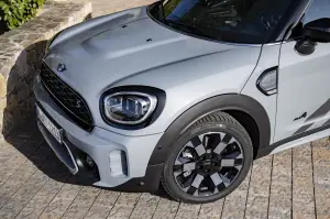 Mini Cooper S Countryman ALL4 Untamed Edition - Foto