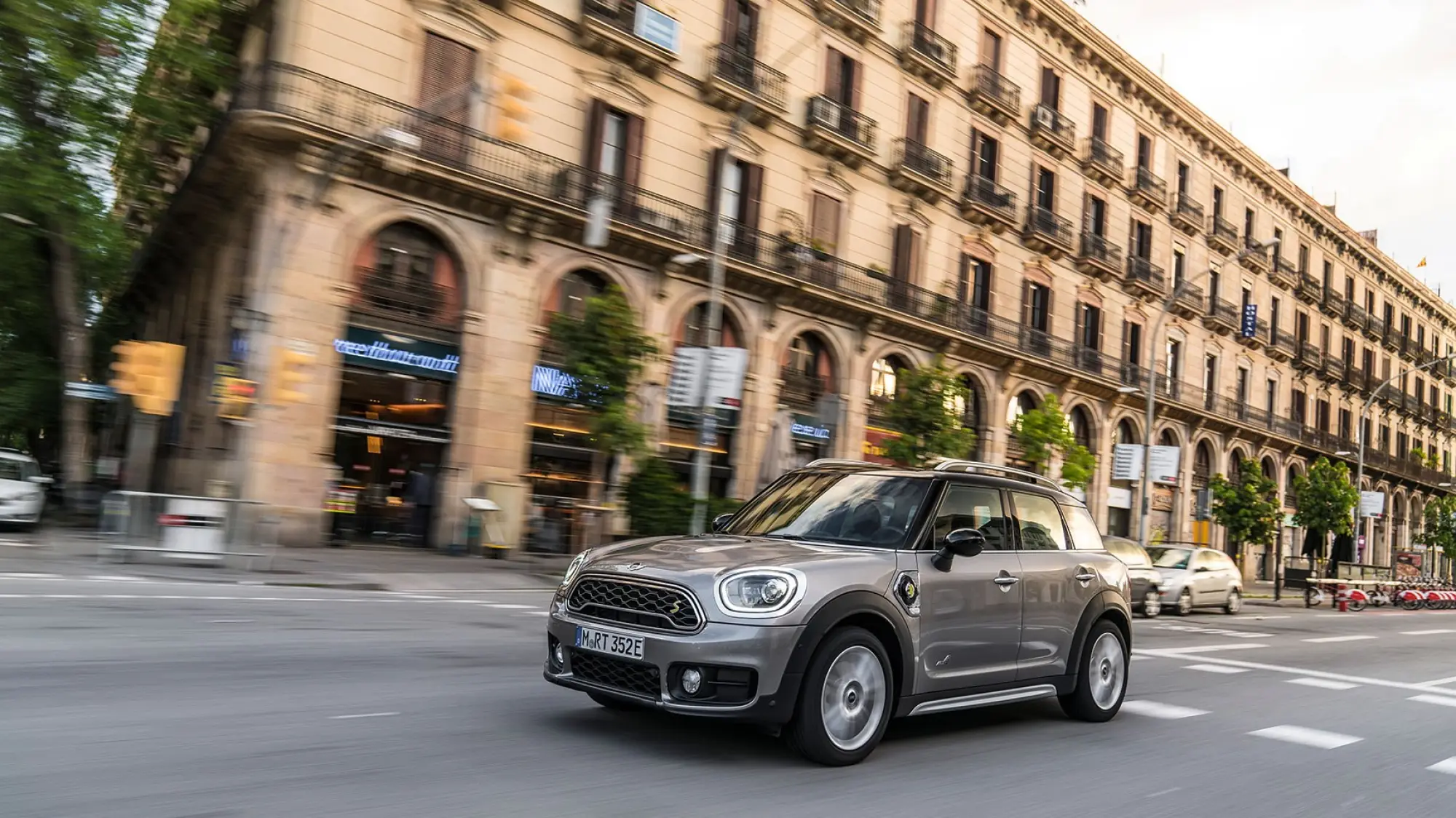 MINI Cooper S E Countryman ALL4 2017 - 12