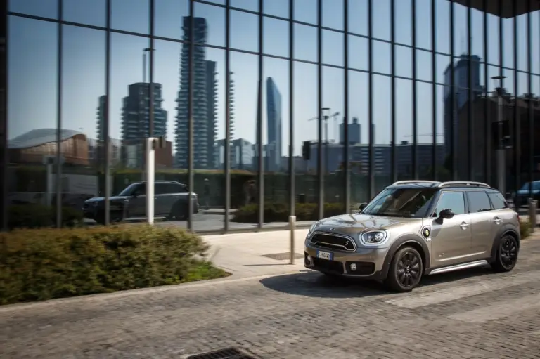 MINI Cooper S E Countryman ALL4 - nuova galleria - 60