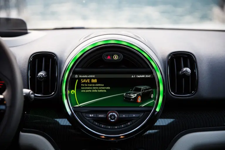 MINI Cooper S E Countryman ALL4 - nuova galleria - 125