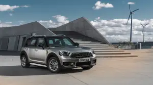 MINI Cooper S E Countryman ALL4 - 11