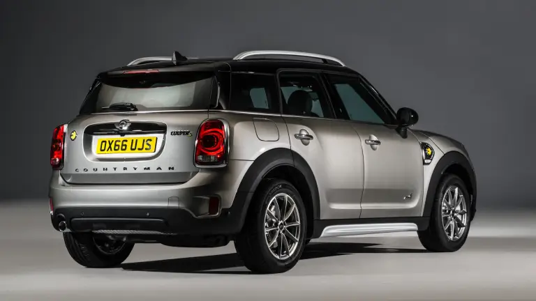 MINI Cooper S E Countryman ALL4 - 3