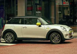 Mini Cooper S E - Foto leaked