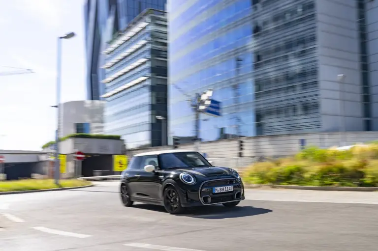 Mini Cooper S Resolute Edition 3 porte - Foto - 31