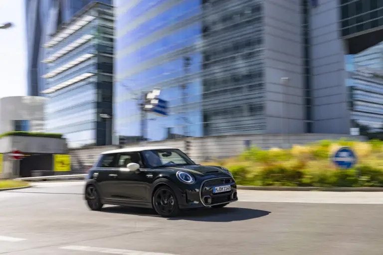 Mini Cooper S Resolute Edition 3 porte - Foto - 27