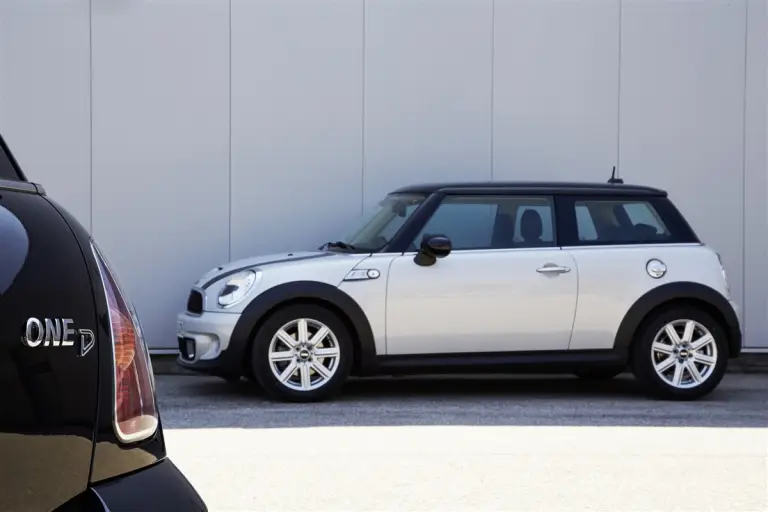 MINI Cooper SD e MINI One D - 17