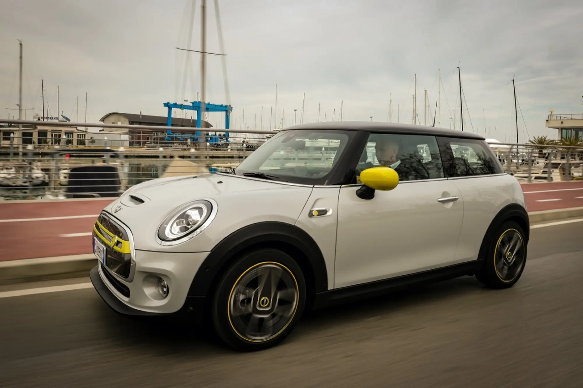 Mini Cooper SE 2020 - Foto Ufficiali - 108