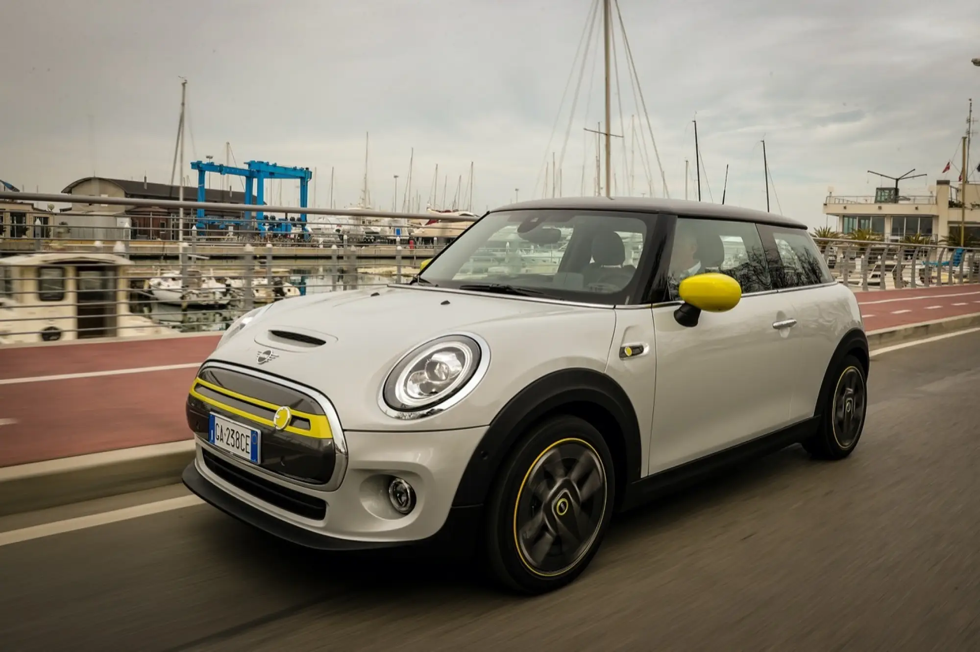 Mini Cooper SE 2020 - Foto Ufficiali - 111