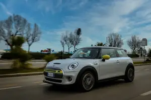 Mini Cooper SE 2020 - Foto Ufficiali - 12