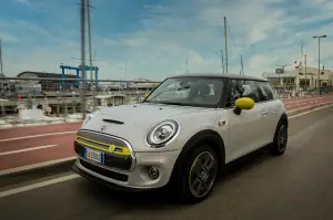 Mini Cooper SE 2020 - Foto Ufficiali - 32