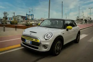 Mini Cooper SE 2020 - Foto Ufficiali - 35