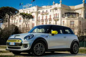 Mini Cooper SE 2020 - Foto Ufficiali