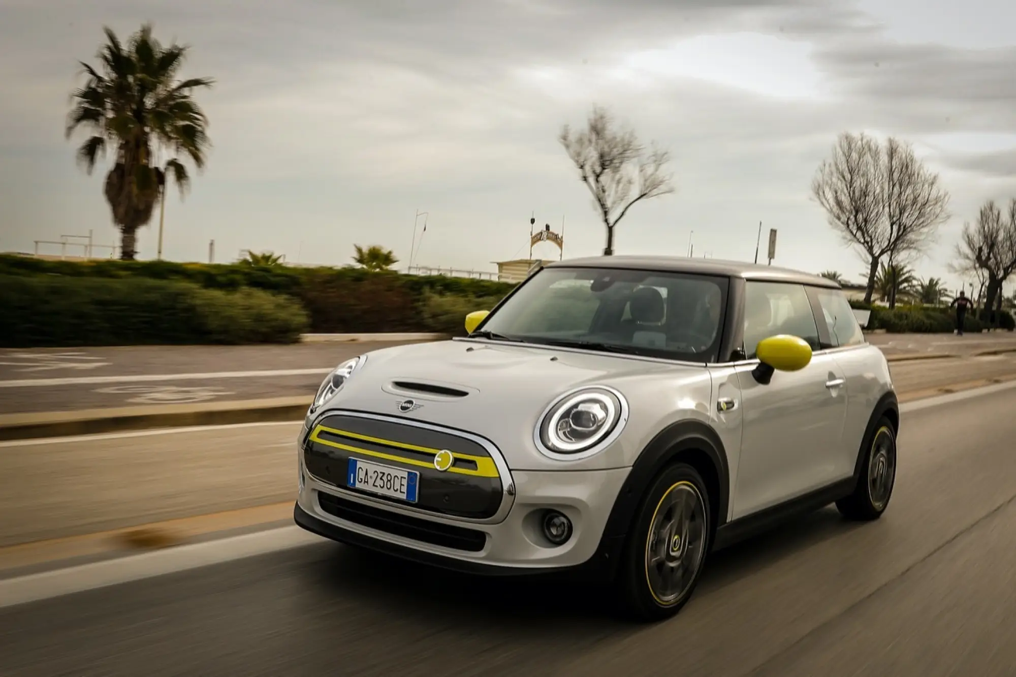 Mini Cooper SE 2020 - Foto Ufficiali - 92