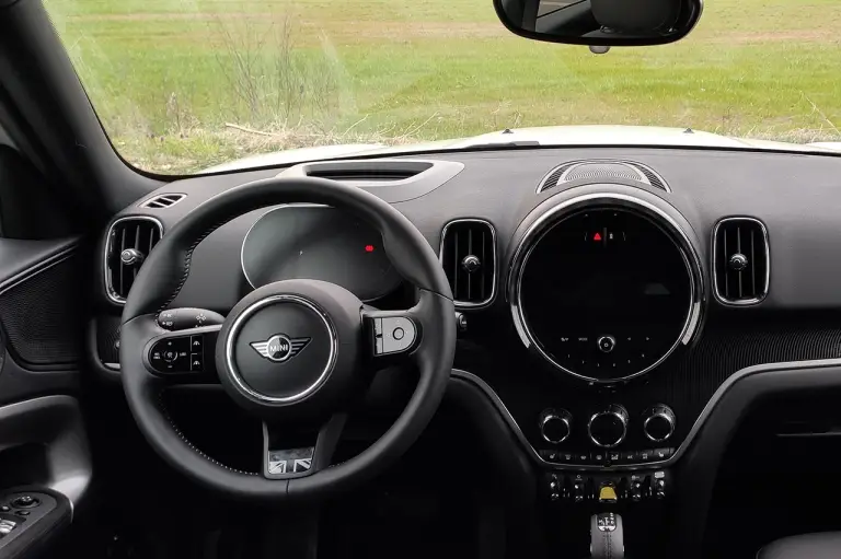Mini Cooper SE ALL4 Countryman - Prova su strada, marzo 2022 - 23