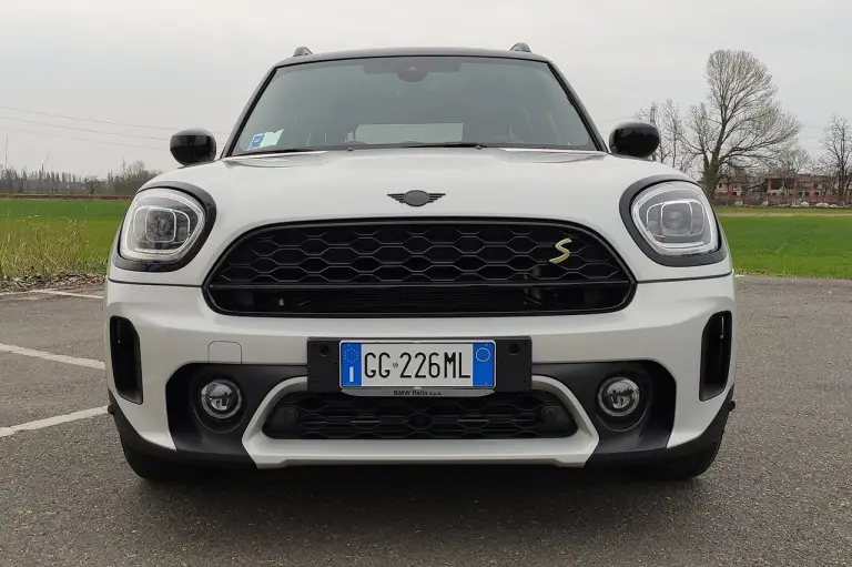 Mini Cooper SE ALL4 Countryman - Prova su strada, marzo 2022 - 5