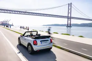 Mini Cooper SE Convertible