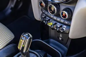 Mini Cooper SE Convertible