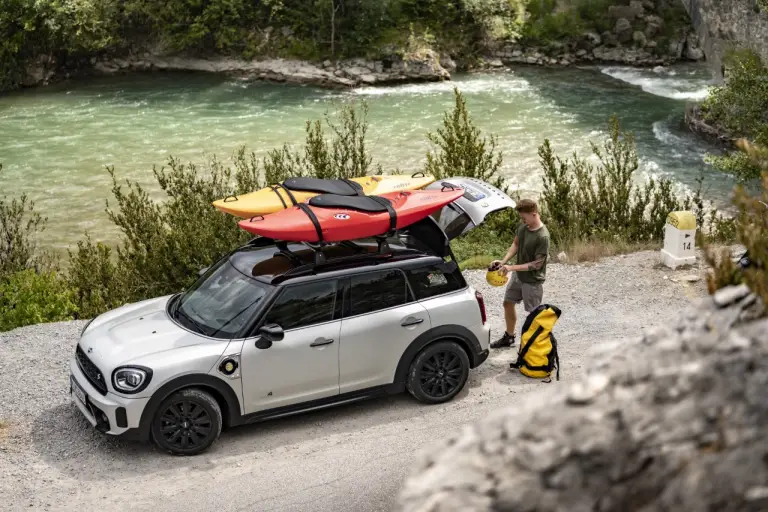 MINI Cooper SE Countryman ALL4 - Francia - 16