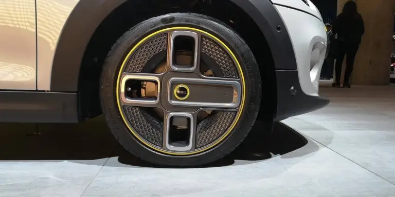 Mini Cooper SE Electric - Salone di Francoforte 2019 - 4