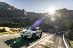 Mini Cooper SE Elettrica - Foto Ufficiali Aprile 2020 - 1